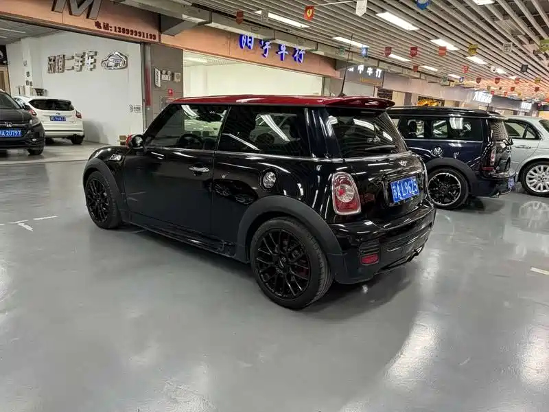 MINI JCW 2014