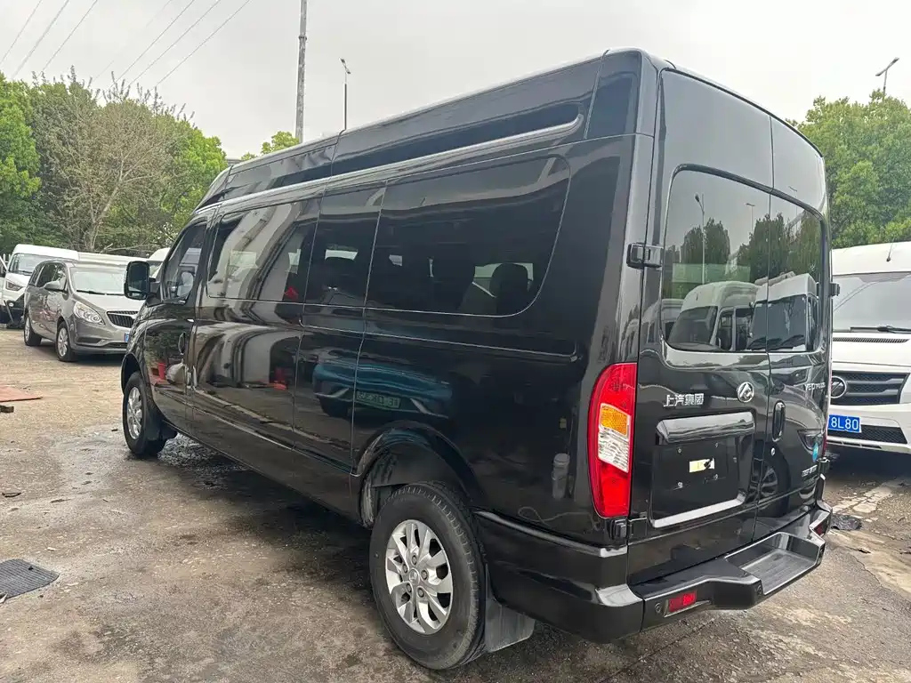 MAXUS V80 2021