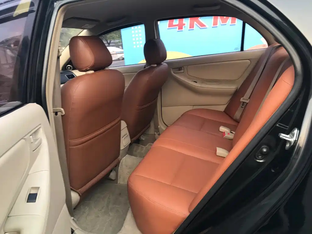 TOYOTA COROLLA 2013