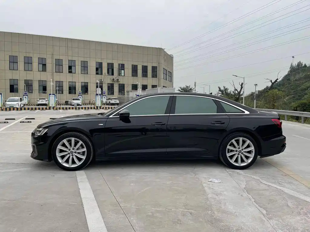 AUDI A6L 2021