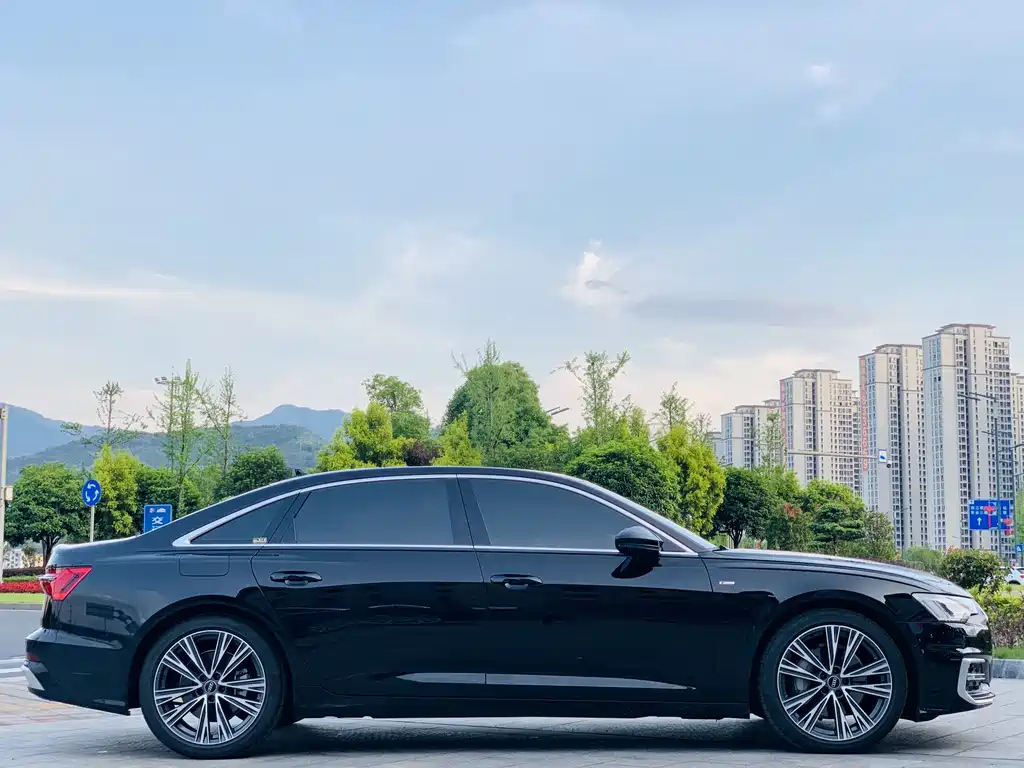 AUDI A6L 2023