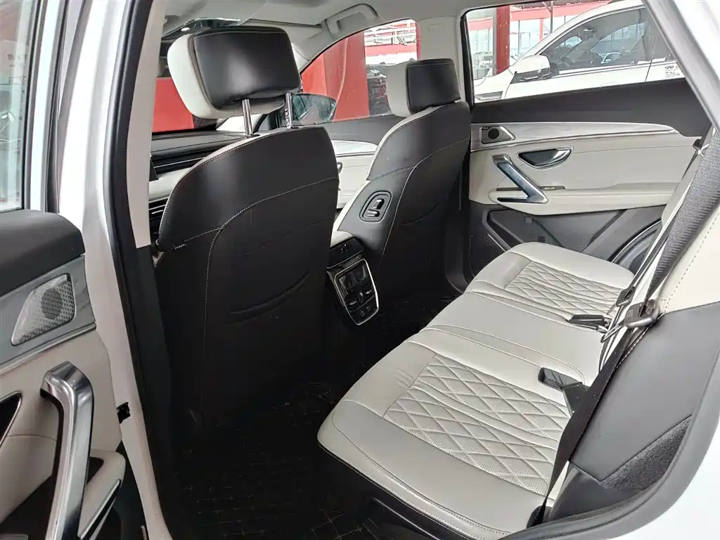 JETOUR X70 PLUS 2023