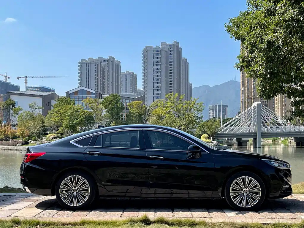 HONGQI H5 2022
