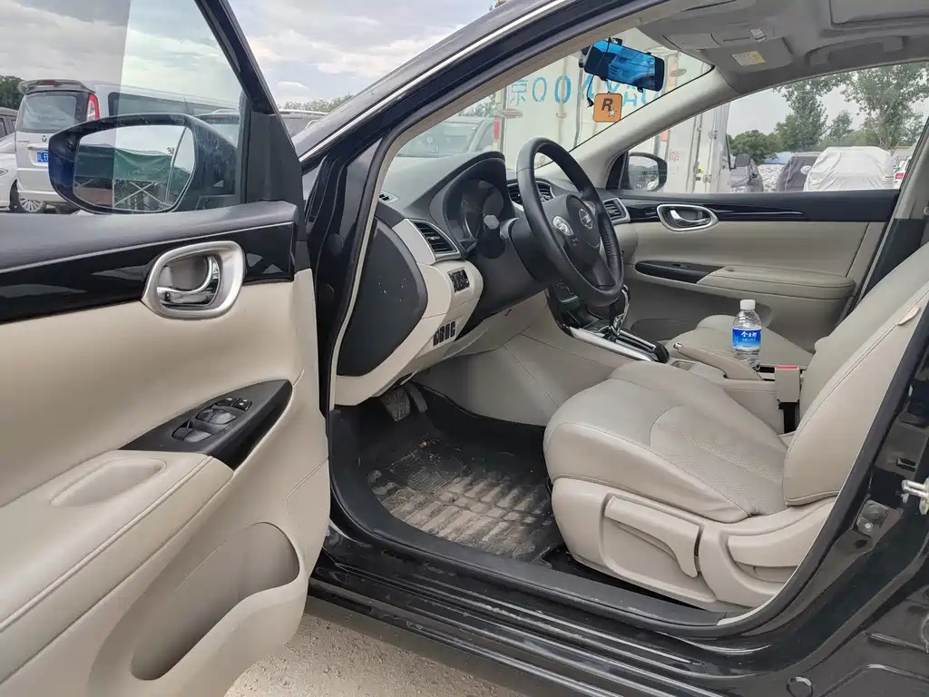 NISSAN SYLPHY 2018