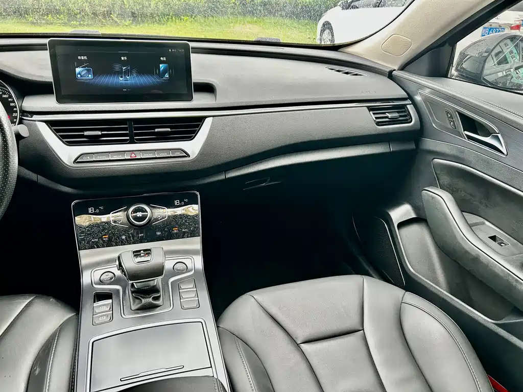 HONGQI H5 2022