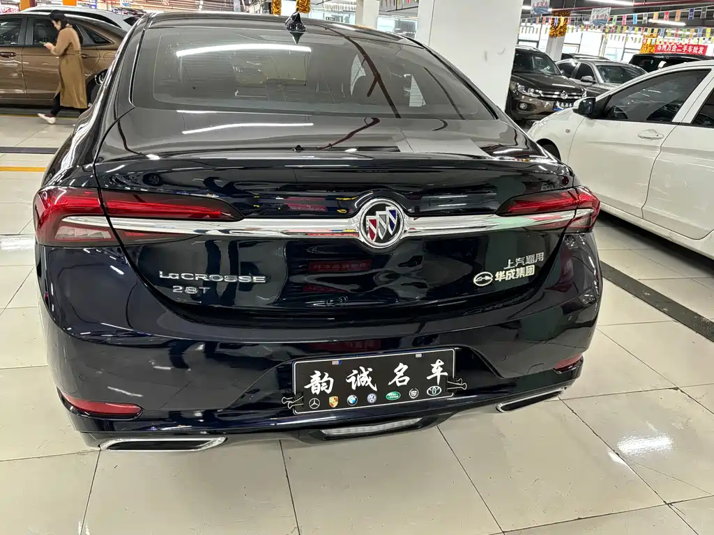 BUICK LACROSSE 2020