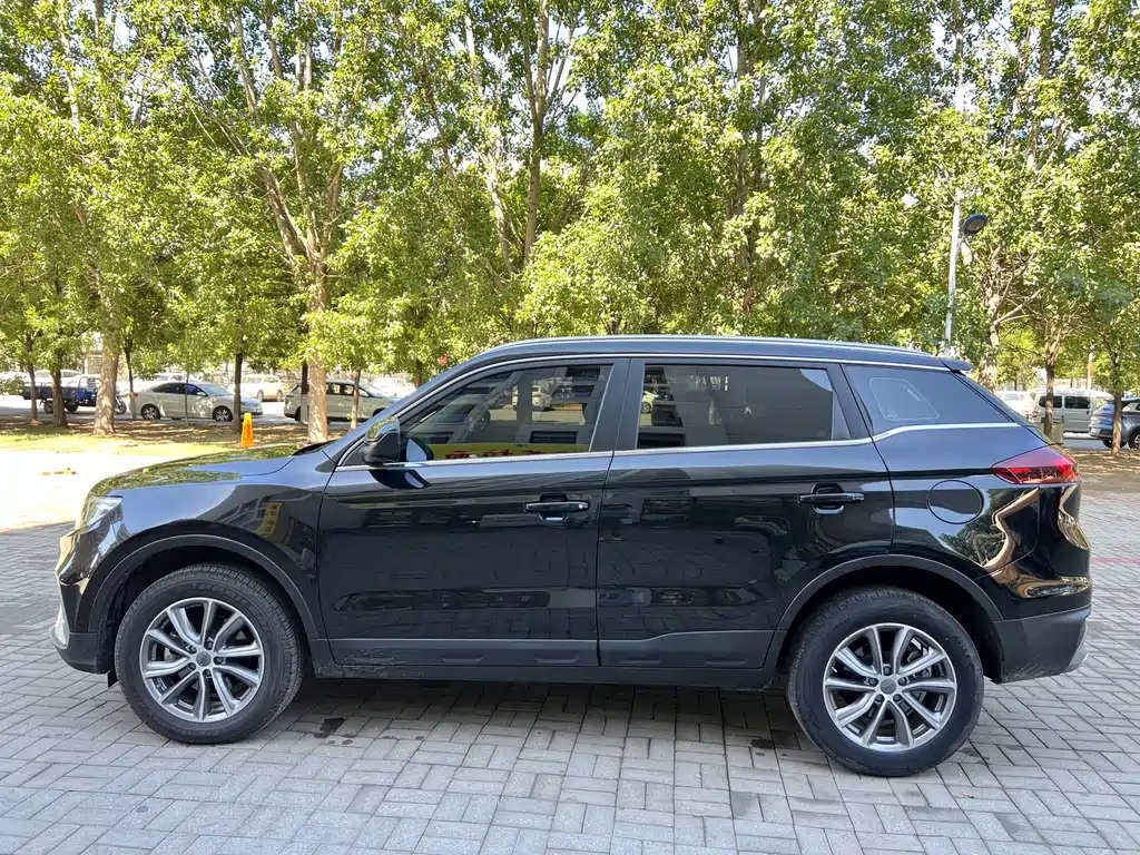 GEELY AUTO BOYUE 2021