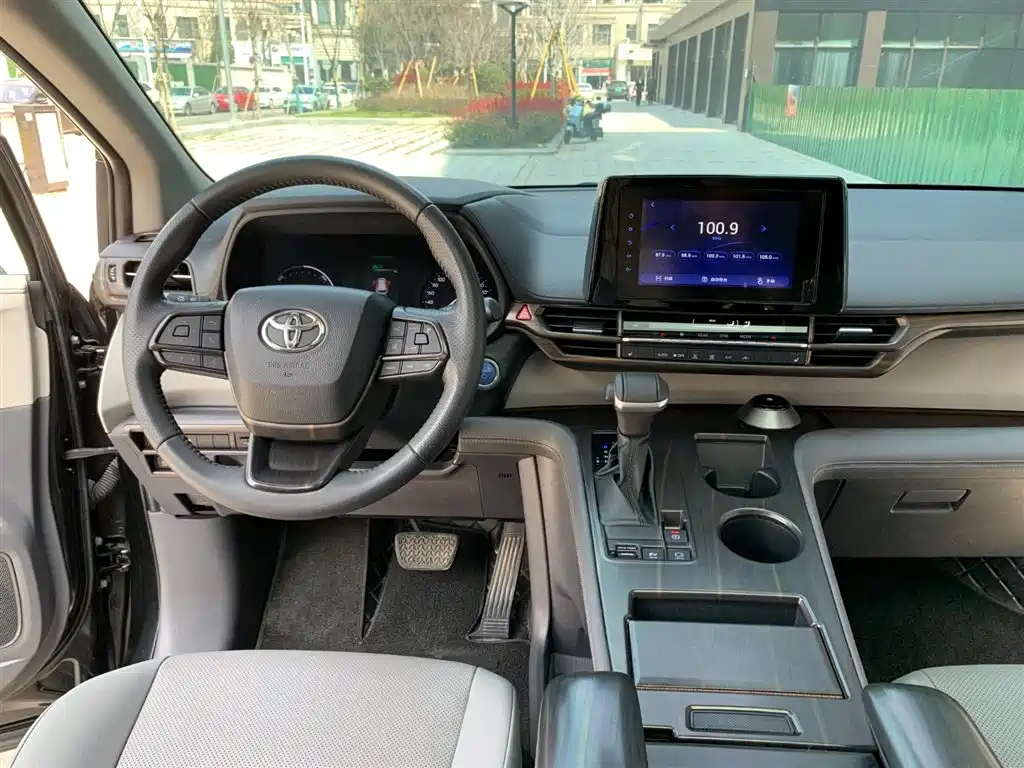 TOYOTA SIENNA SIENNA 2022