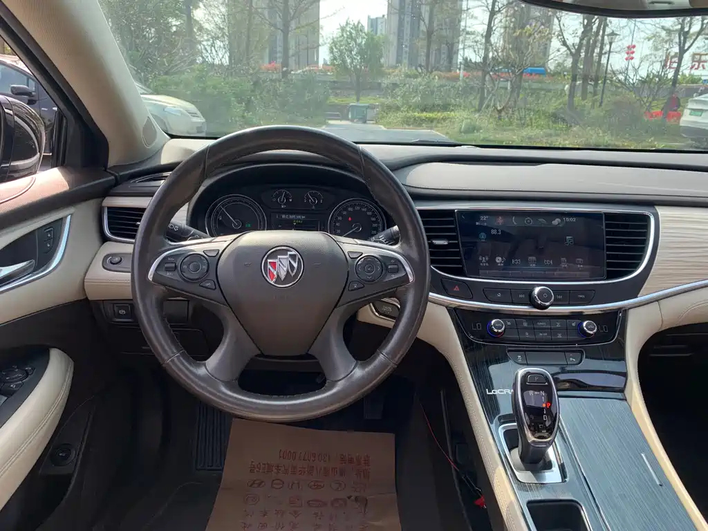 BUICK LACROSSE 2018