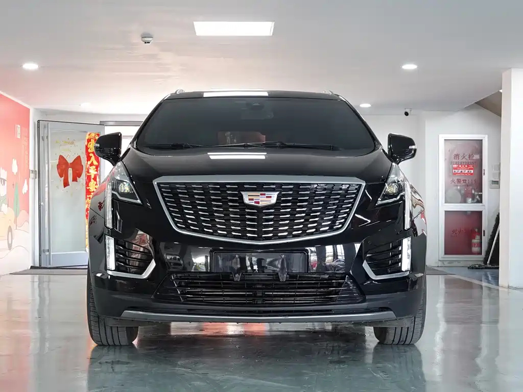 CADILLAC XT5 2021