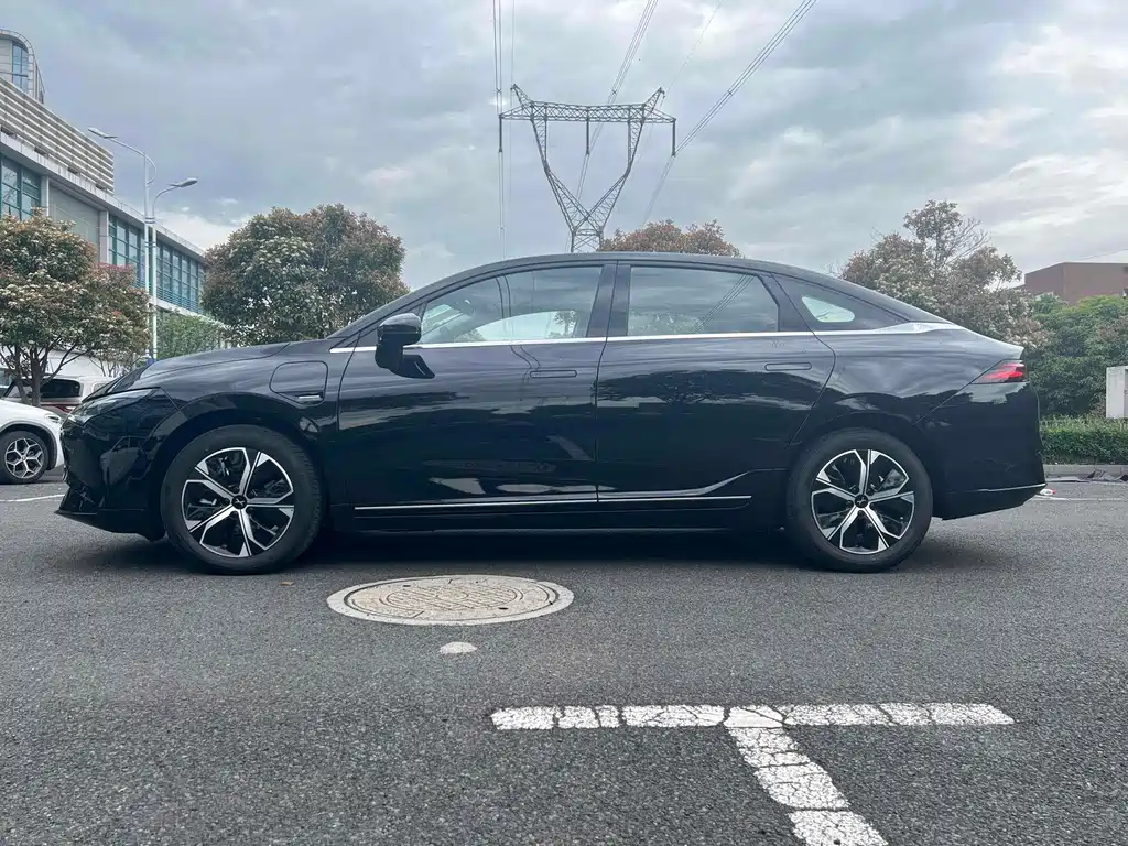 XPENG MOTORS P5 2024