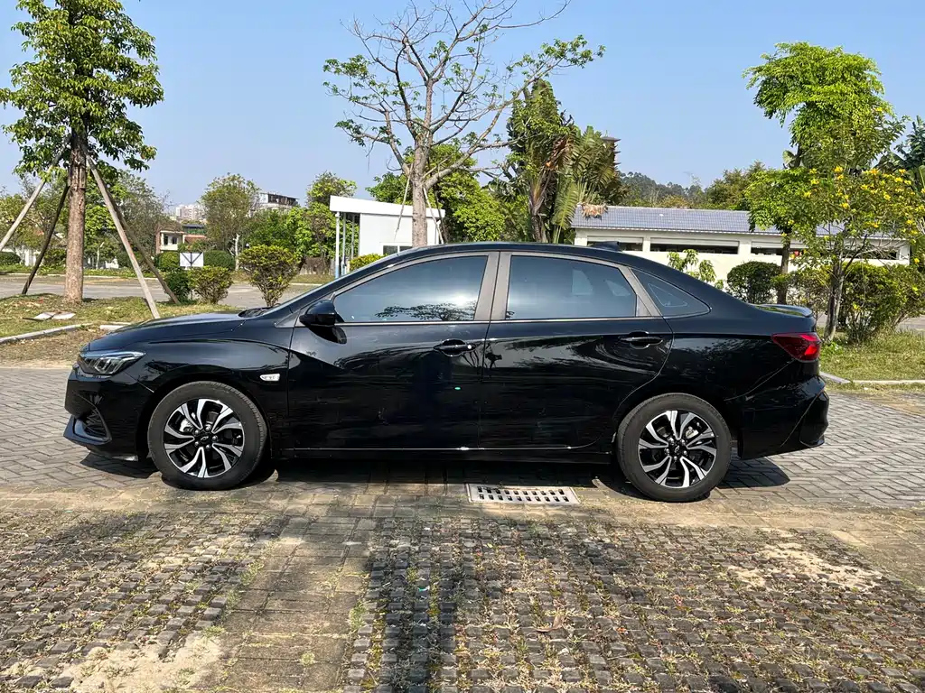 CHEVROLET CRUZE 2020