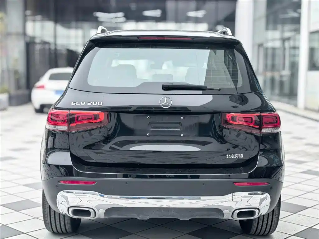 MERCEDES BENZ GLB 2022