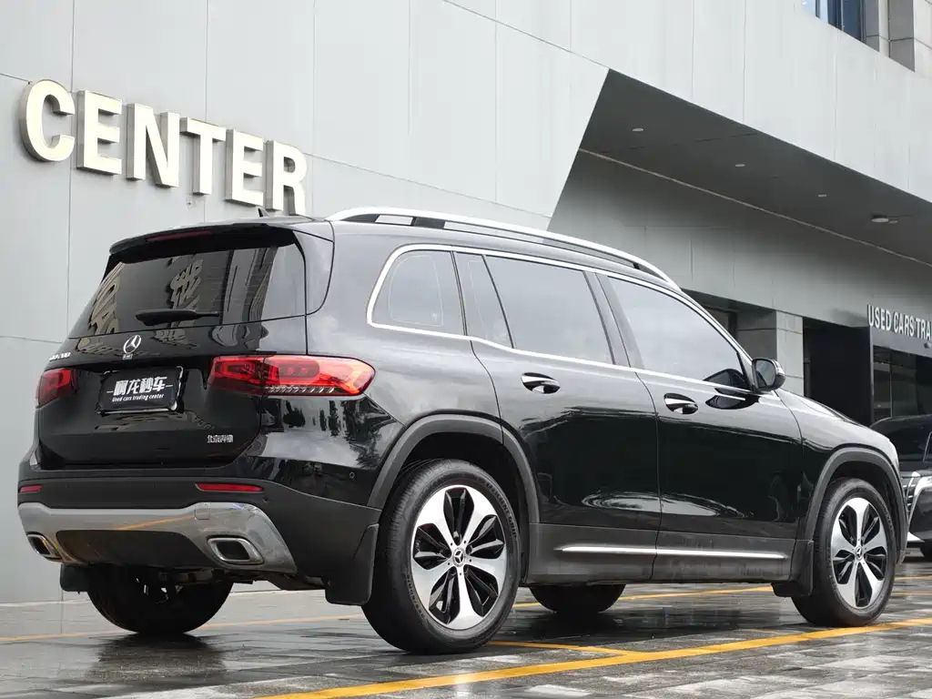 MERCEDES BENZ GLB 2021