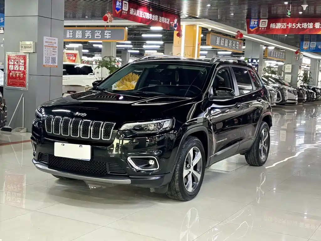 Аукционный лист JEEP CHEROKEE 2021