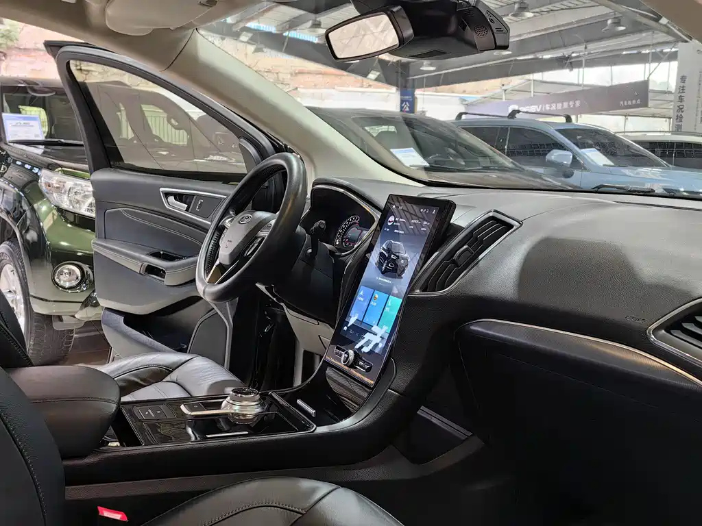 FORD EDGE 2021