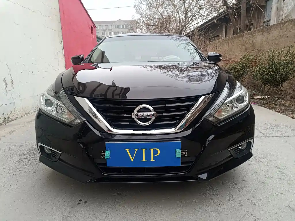 NISSAN TEANA 2018