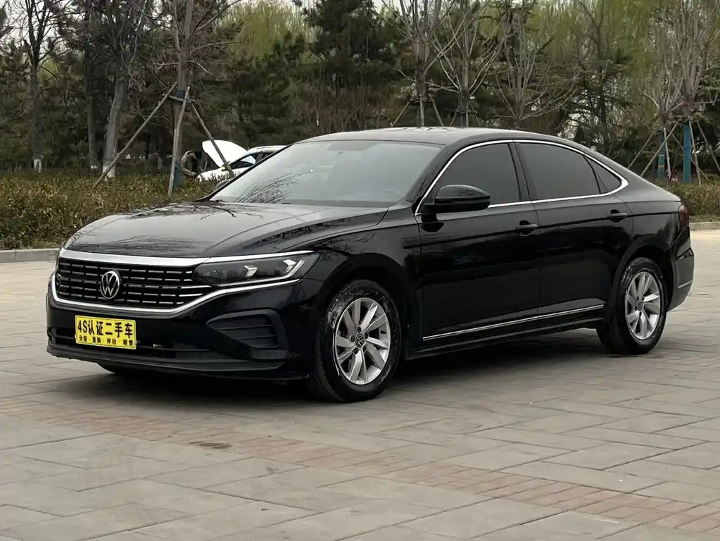 VOLKSWAGEN PASSAT 2022