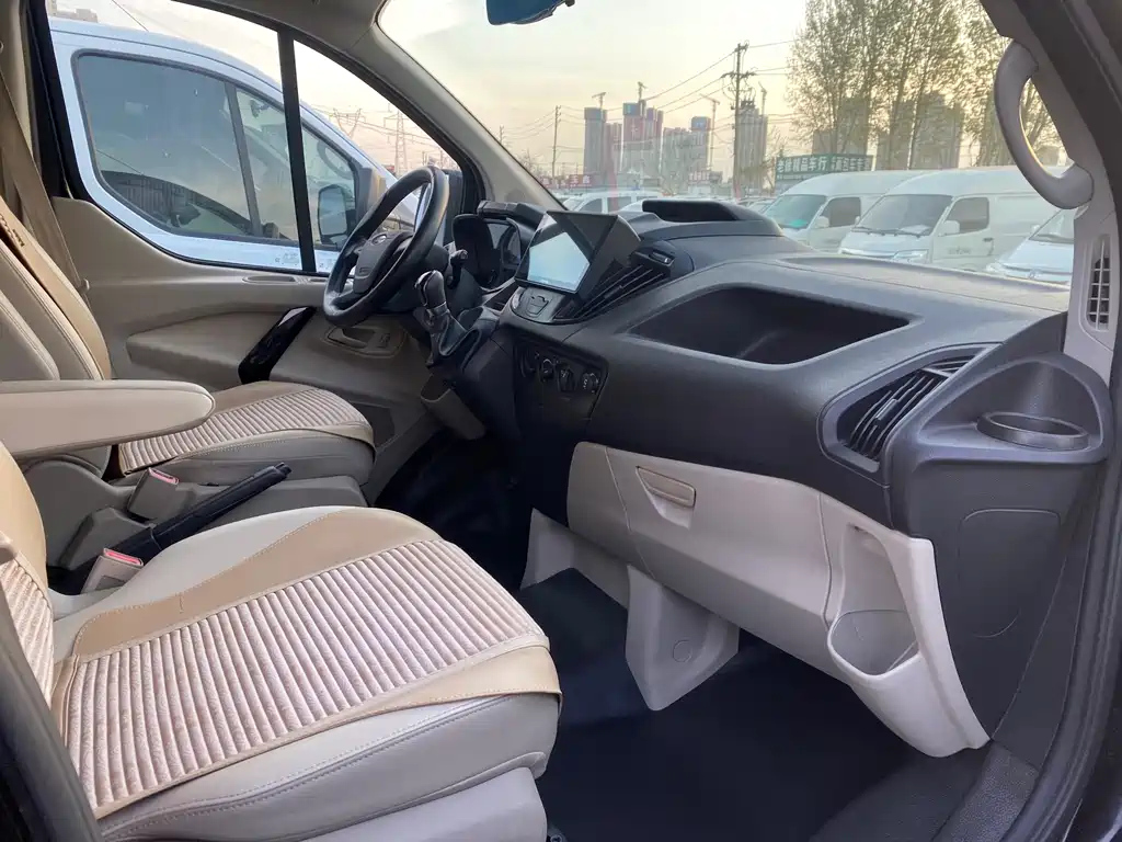 FORD TRANSIT 2021