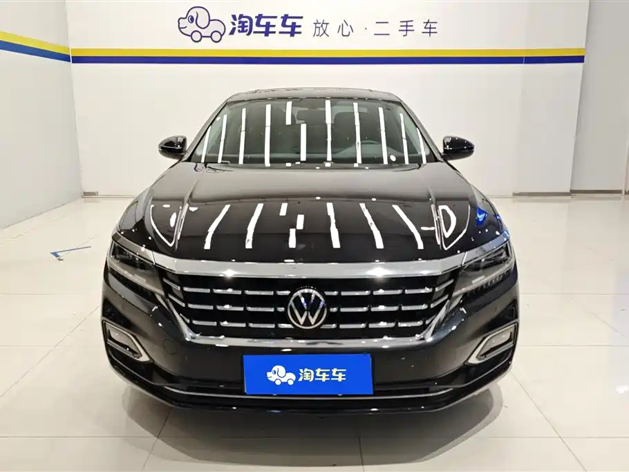 VOLKSWAGEN PASSAT 2020