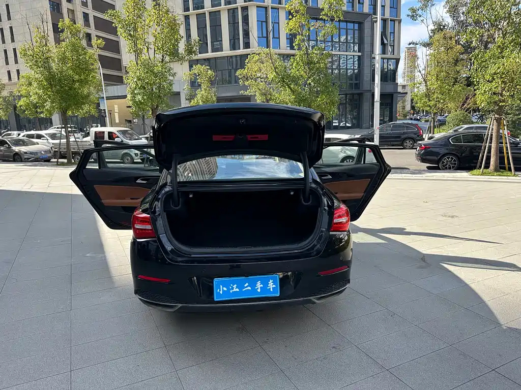 HONGQI H5 2018