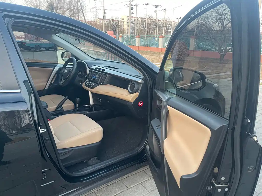 TOYOTA RAV4 RONGFANG 2019
