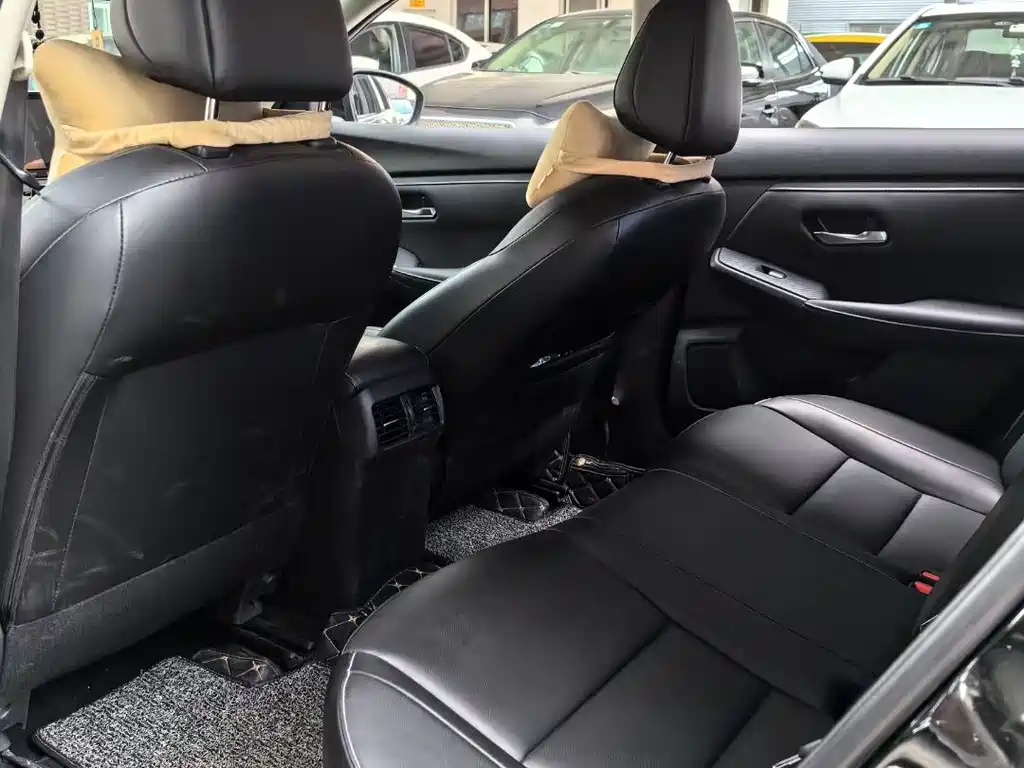 NISSAN SYLPHY 2020