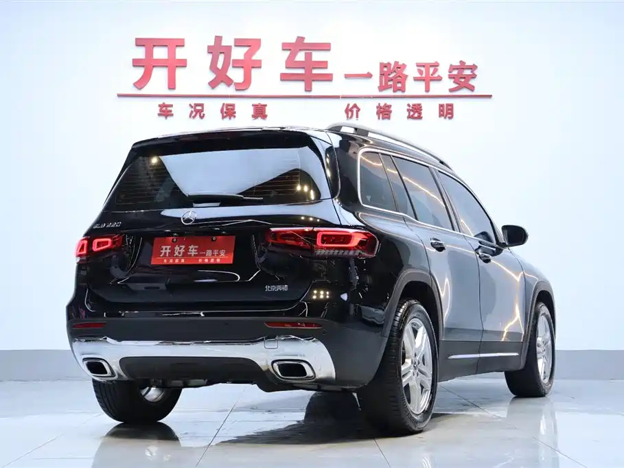 MERCEDES BENZ GLB 2022