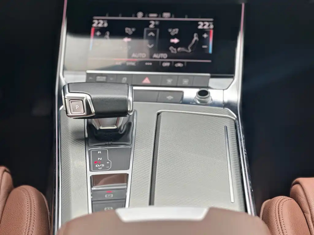 AUDI A6L 2021