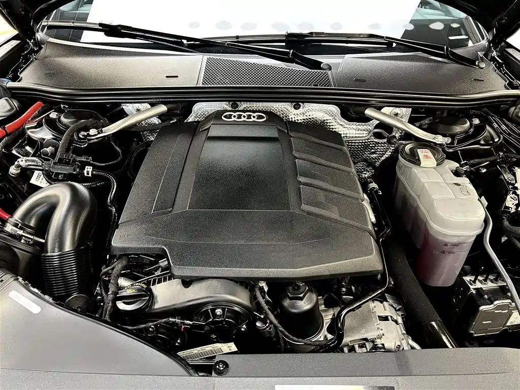 AUDI A6L 2023