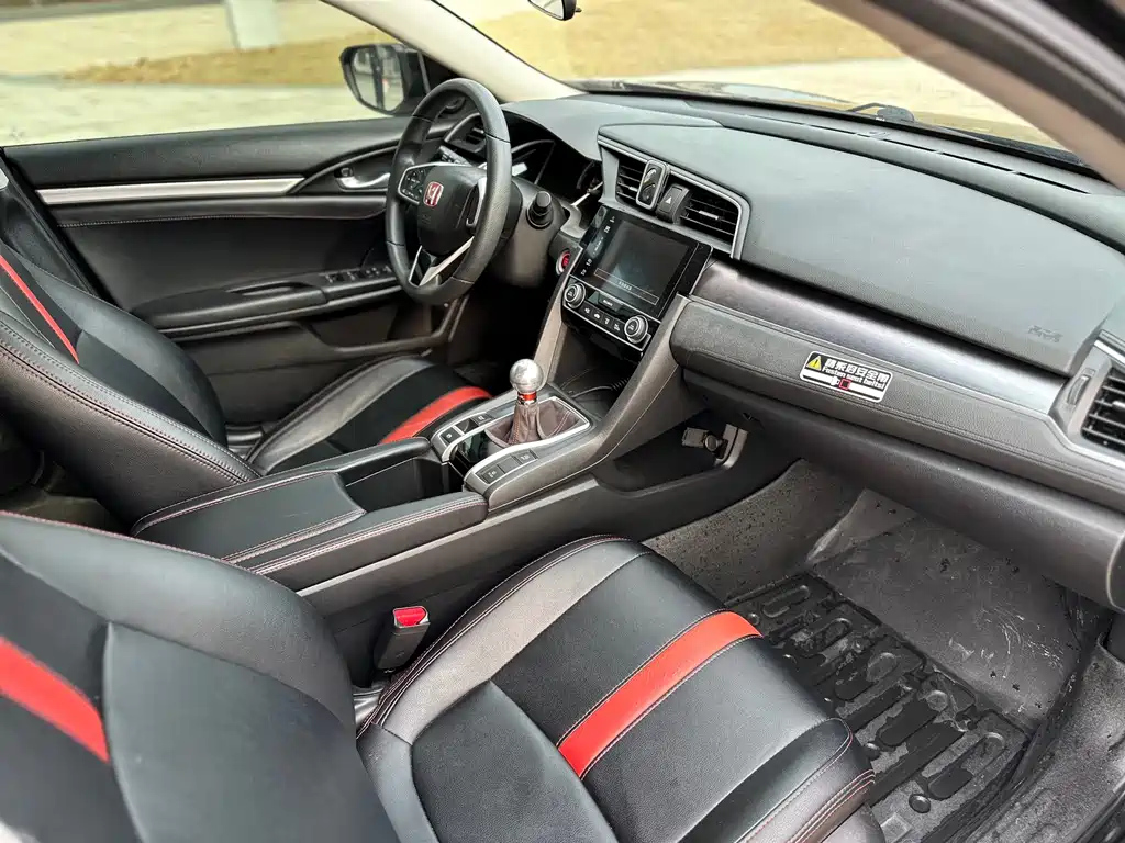HONDA CIVIC 2019