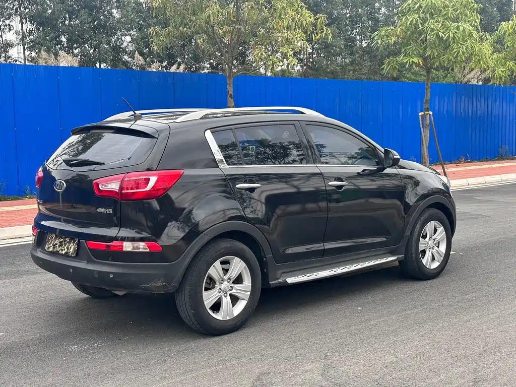 KIA SPORTAGE 2011