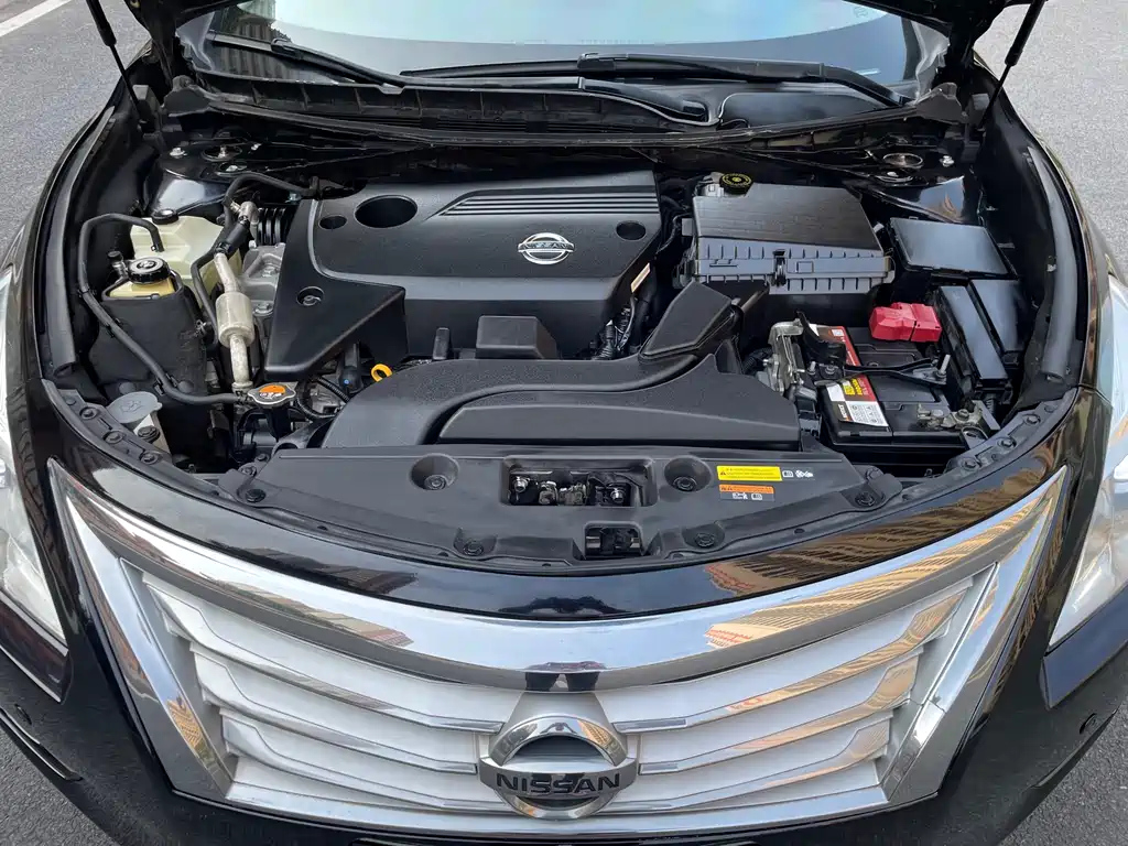 NISSAN TEANA 2014