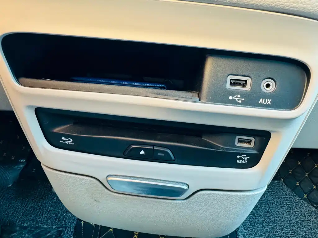 CHRYSLER OTHER 2018