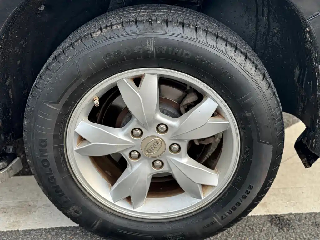 BYD S6 2013