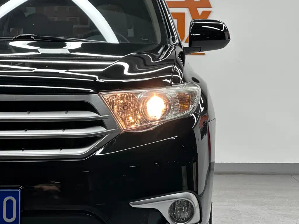 TOYOTA HIGHLANDER 2014