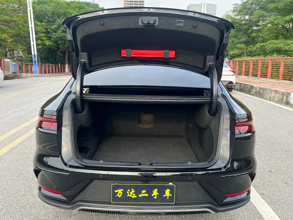 BYD HAN 2023