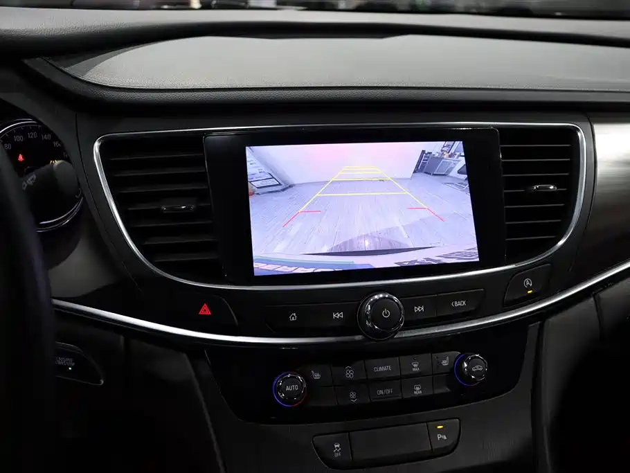 BUICK LACROSSE 2022