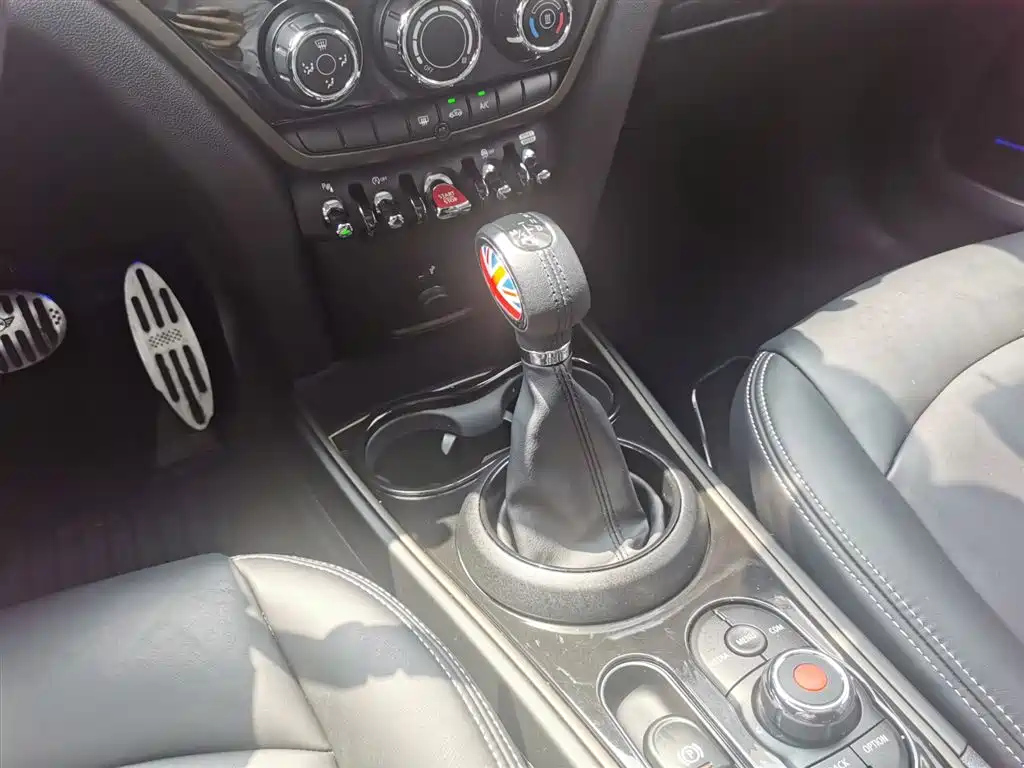 MINI COUNTRYMAN 2019