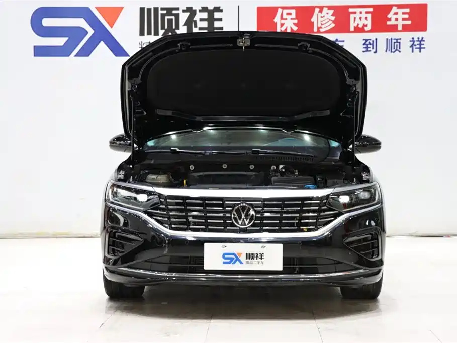 VOLKSWAGEN PASSAT 2022