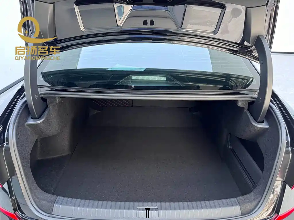 VOLKSWAGEN PASSAT 2021