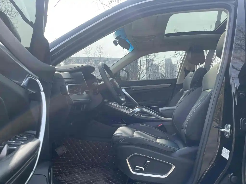 GEELY AUTO BOYUE 2021