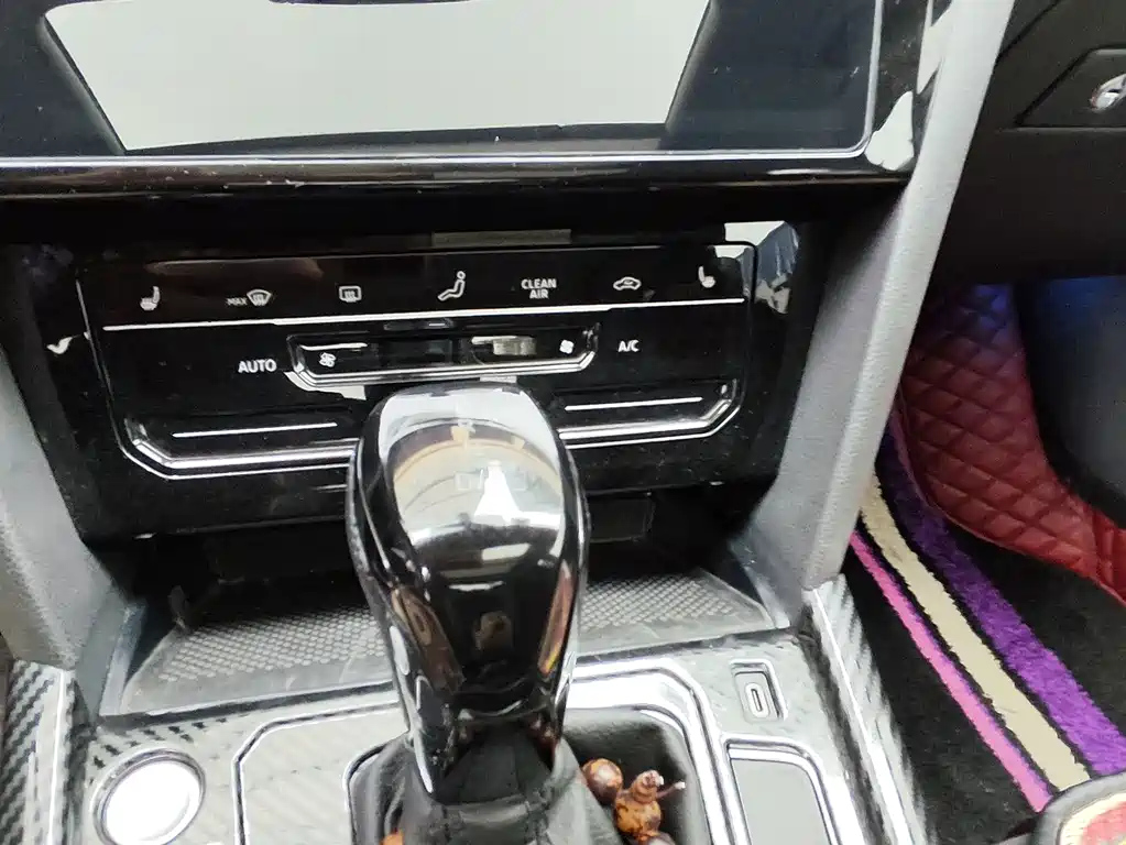 VOLKSWAGEN MAGOTAN 2022