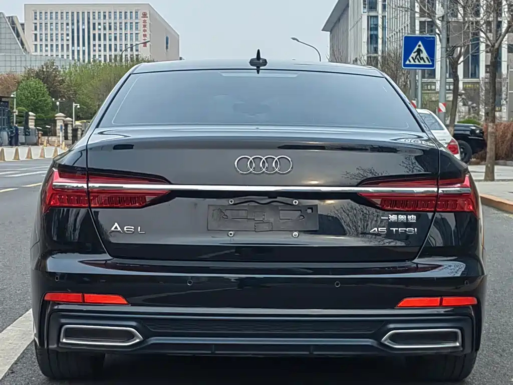 AUDI A6L 2021