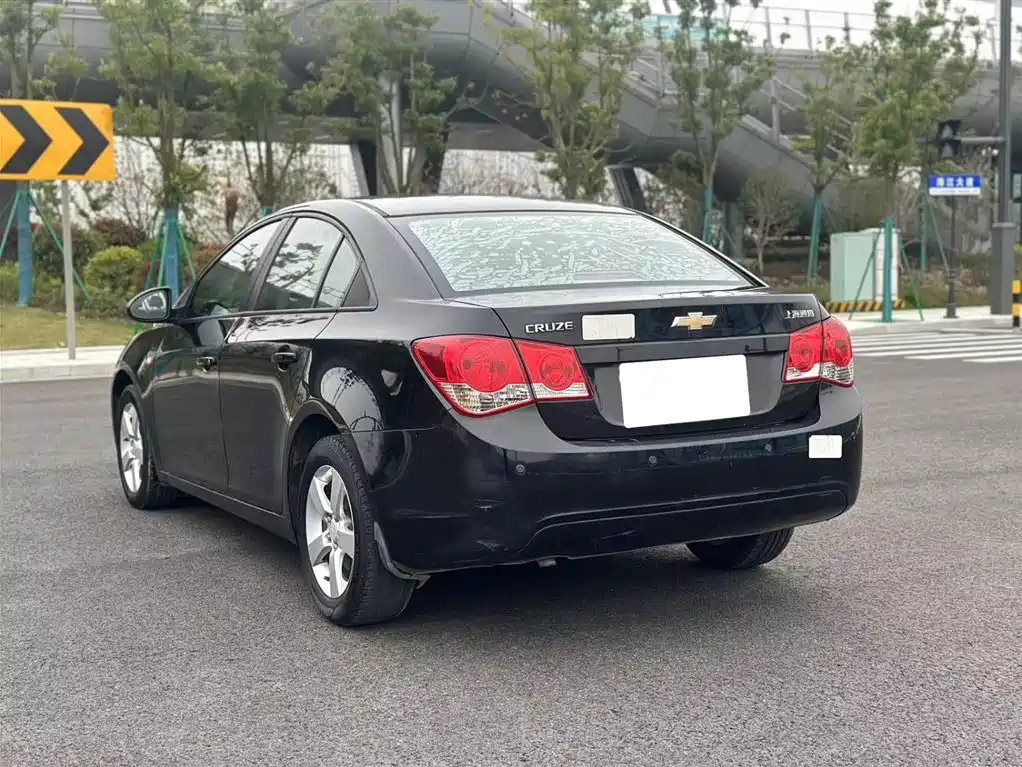 CHEVROLET CRUZE 2012