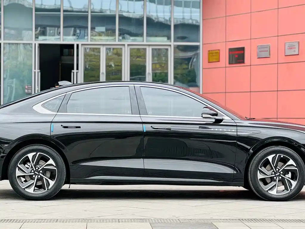 LINCOLN Z 2022