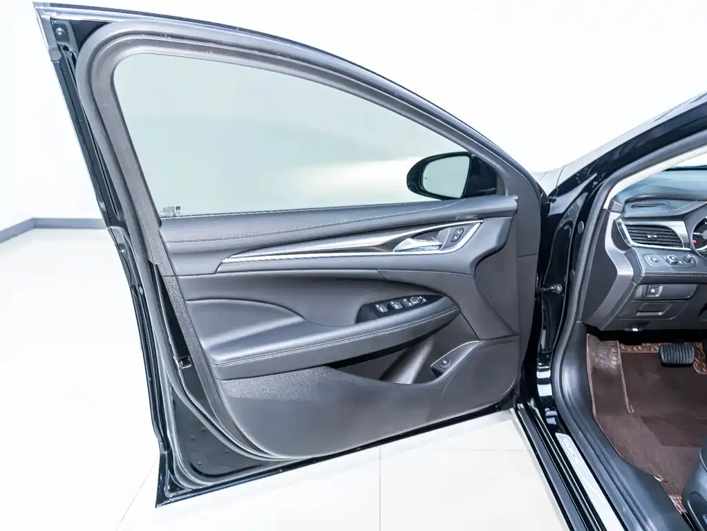 BUICK LACROSSE 2023