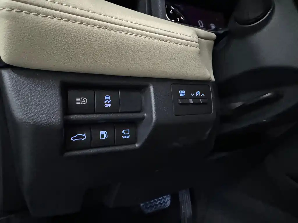 TOYOTA AVALON 2019