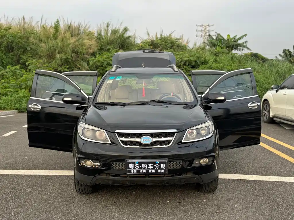 BYD S6 2013