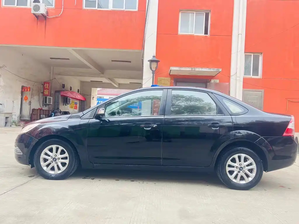 FORD FOCUS 2013